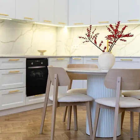 Royal Matejko - Luxury 3 Bedroom In The Old Town
