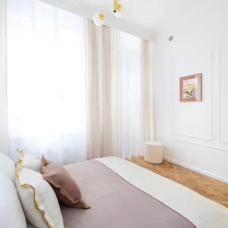 Royal Matejko - Luxury 3 Bedroom In The Old Town * Krakkó