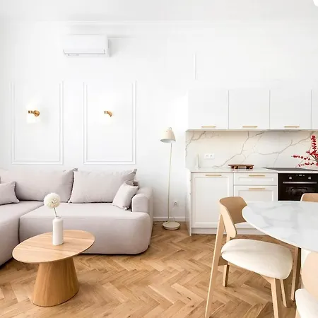 Royal Matejko - Luxury 3 Bedroom In The Old Town * Krakkó