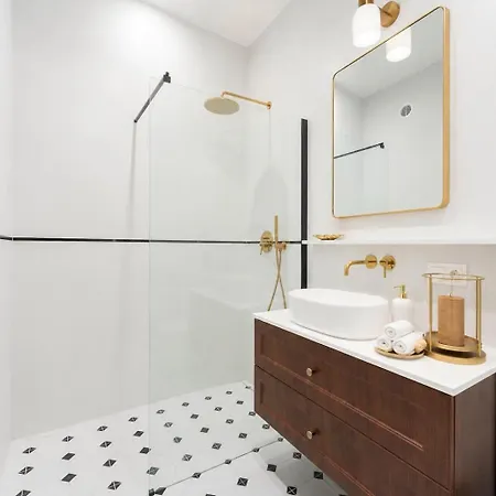 Royal Matejko - Luxury 3 Bedroom In The Old Town Krakkó