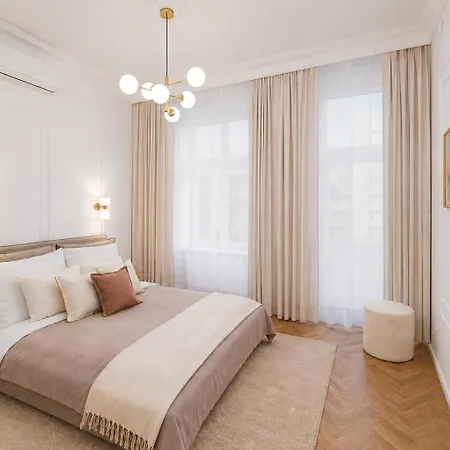 Royal Matejko - Luxury 3 Bedroom In The Old Town Krakkó