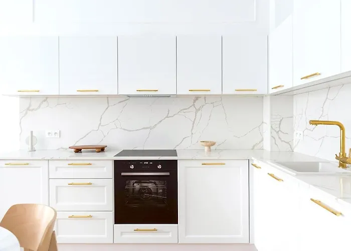 Royal Matejko - Luxury 3 Bedroom In The Old Town *