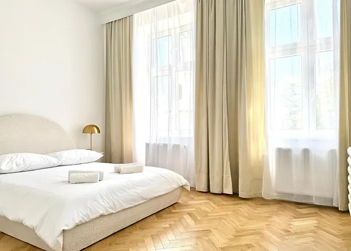 Royal Matejko - Luxury 3 Bedroom In The Old Town Krakau
