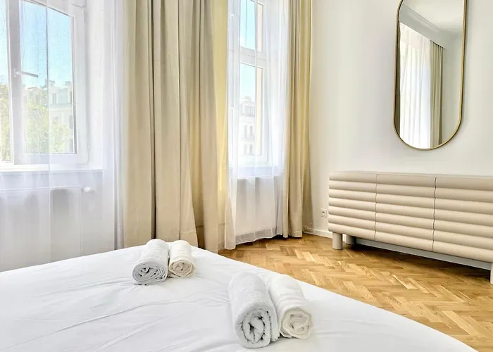 Appartement Royal Matejko - Luxury 3 Bedroom In The Old Town *