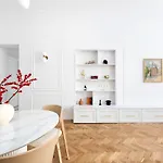 Royal Matejko - Luxury 3 Bedroom In The Old Town شقة كراكوفيا
